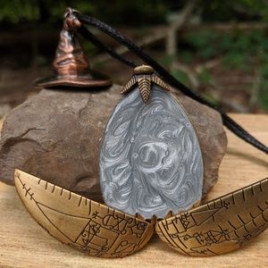 🧙‍Harry Potter Sorting Hat Necklace+ Gold Egg Pin